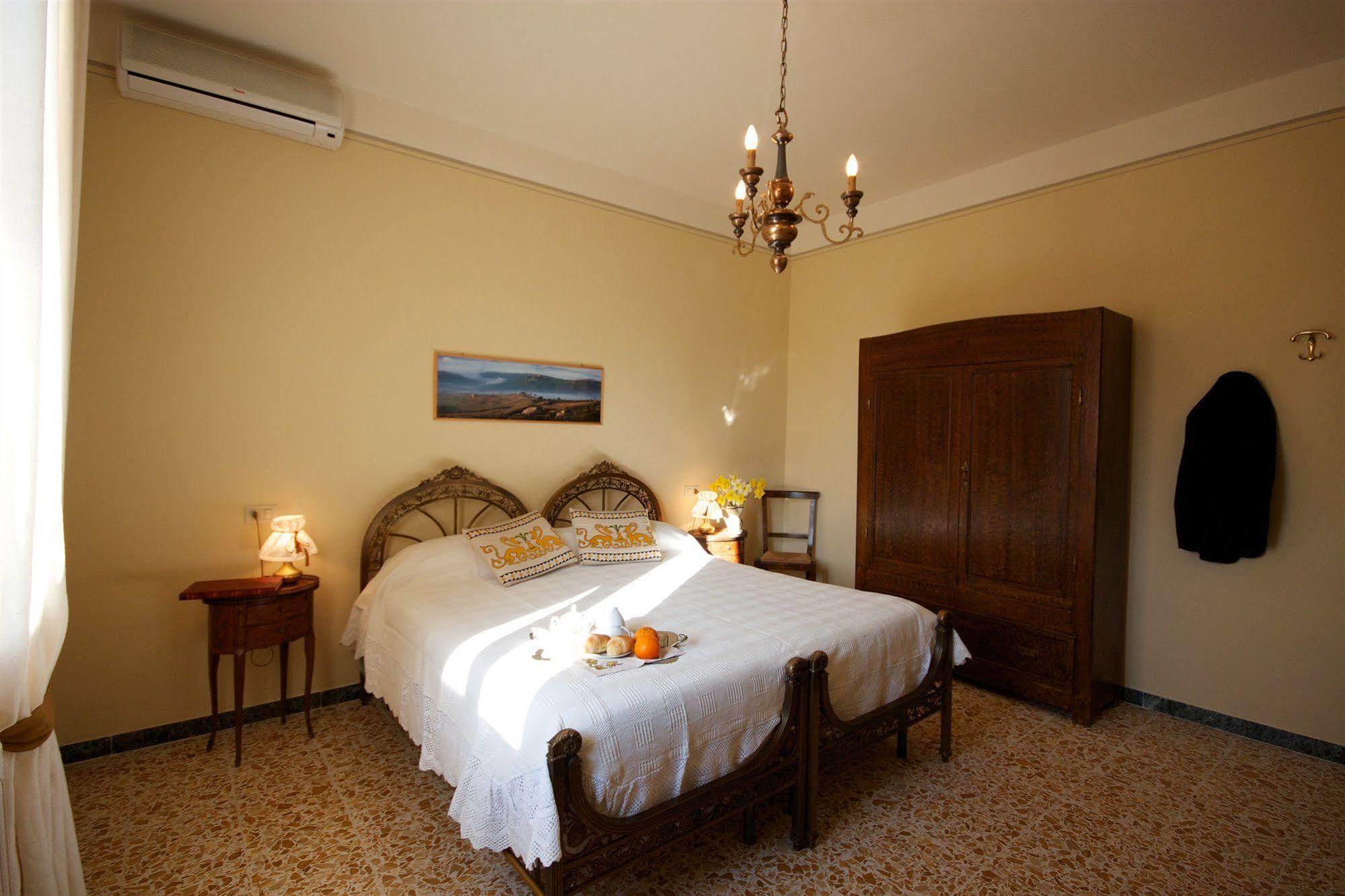 Camere Andrei Pienza Exterior photo